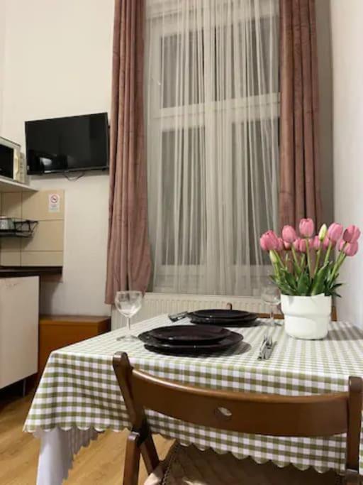 A13 Parliament Sunflower Cozy Apartment Budapest Extérieur photo